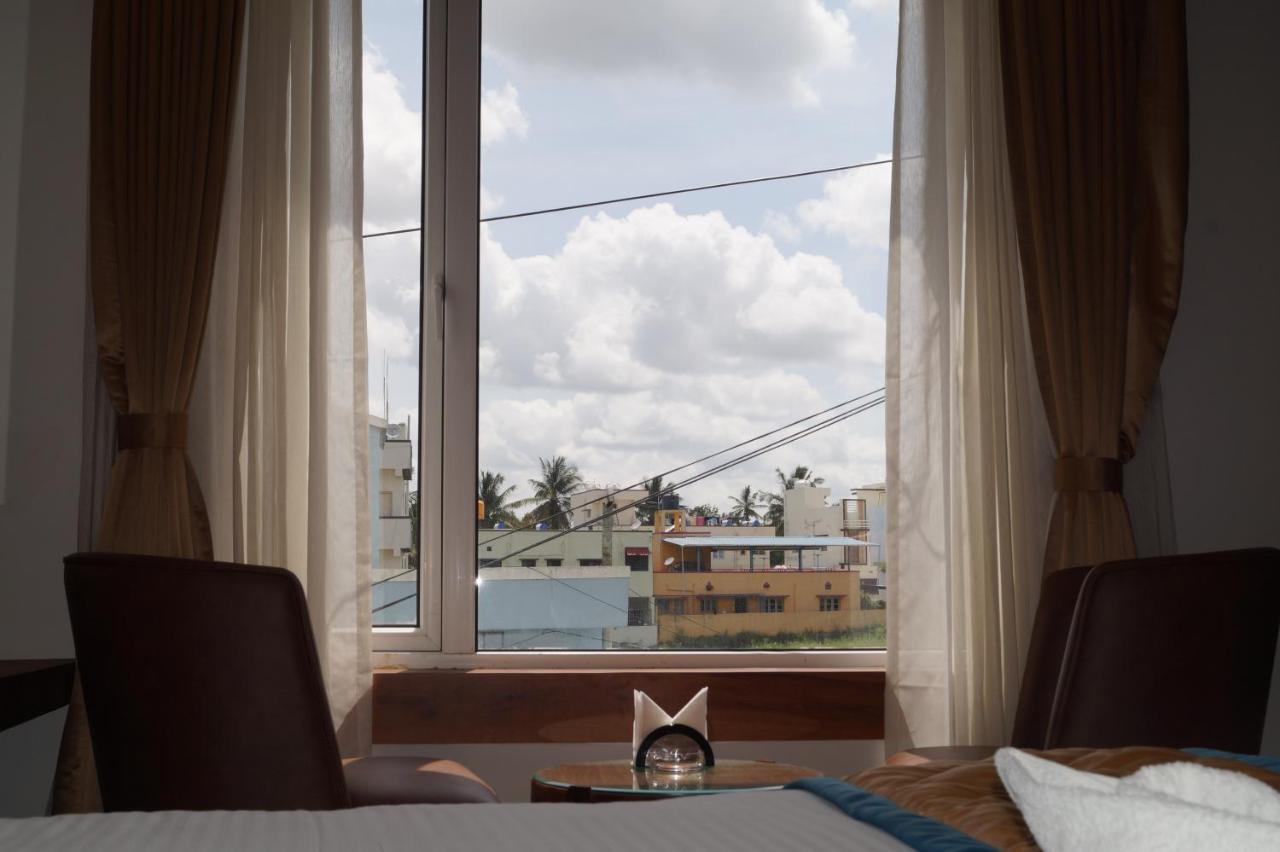 Hotel Varun Mansion Hasszan Kültér fotó